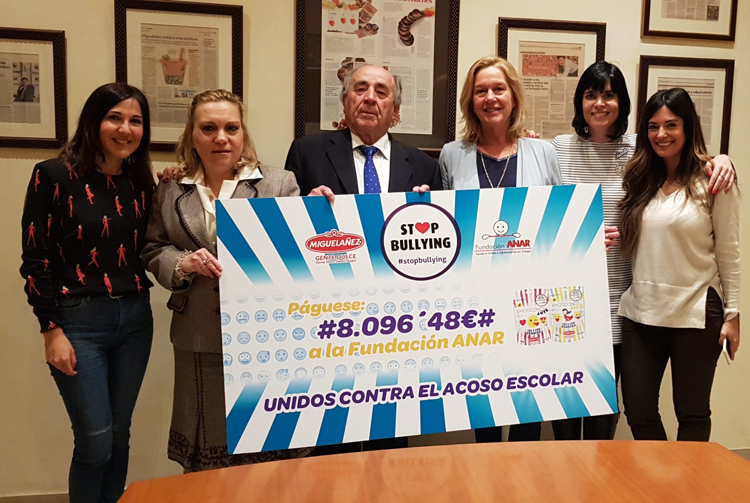 Miguelañez afianza su compromiso contra el acoso escolar y con la Fundación ANAR