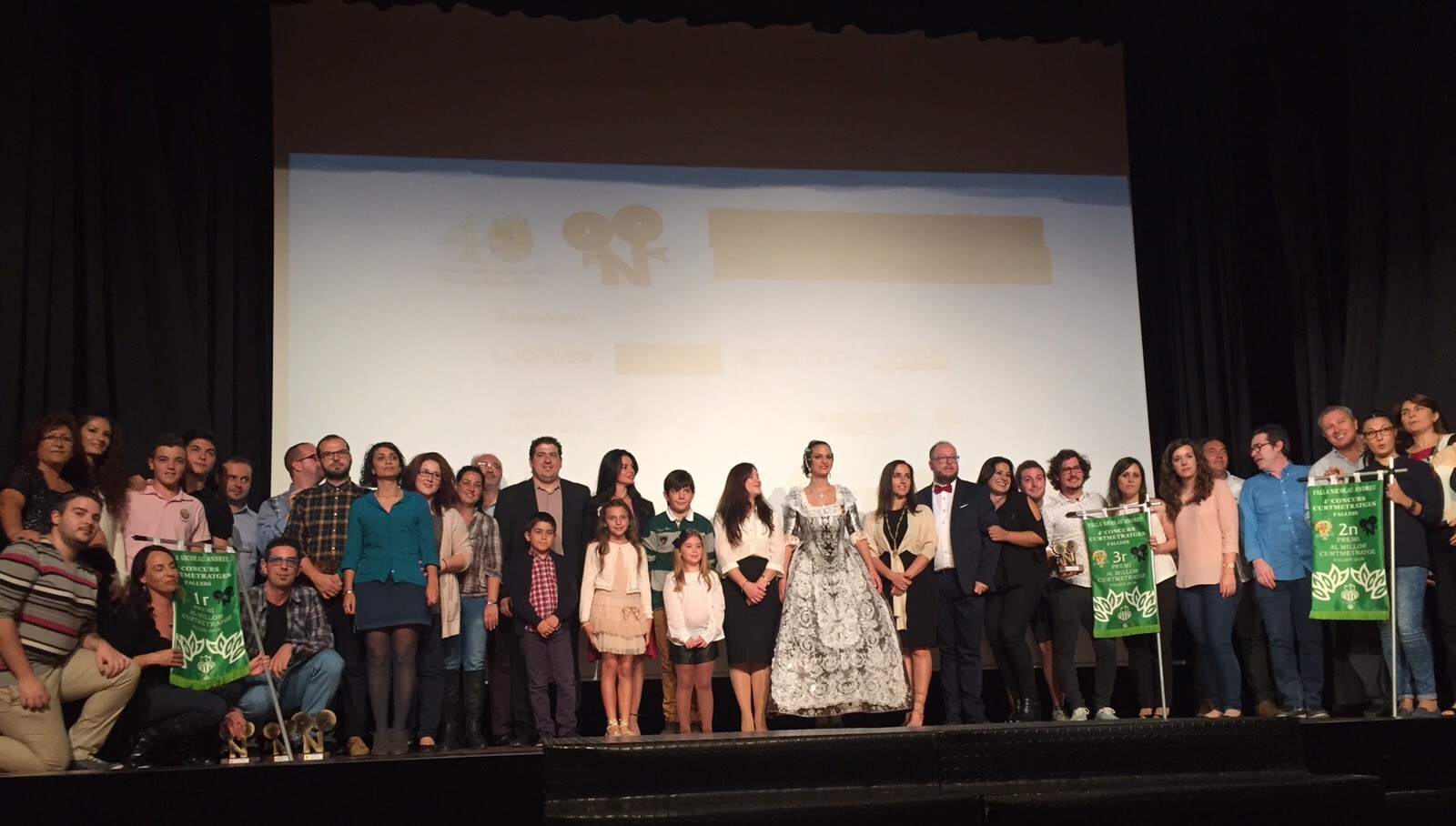 La falla Nicolau Andreu de Torrent con la Fundación ANAR