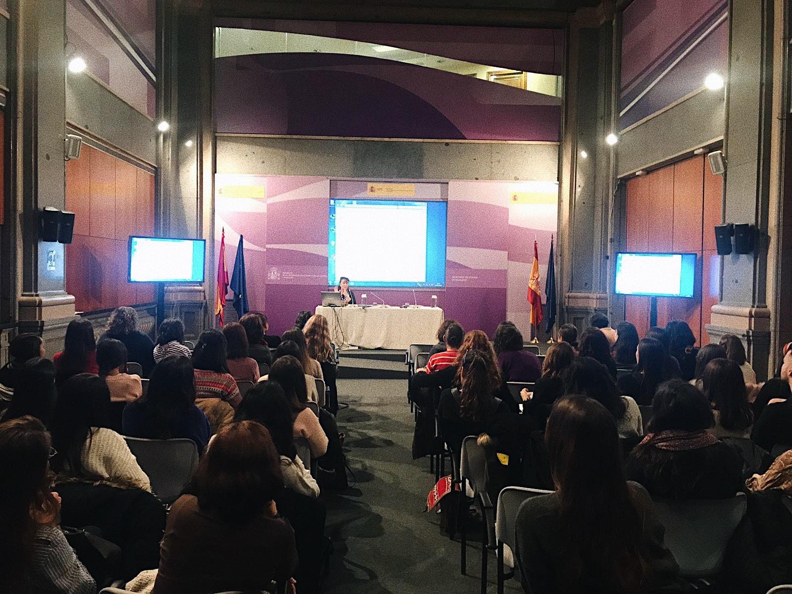 Fundación ANAR participa en la Jornada del 016 y el Teléfono ANAR