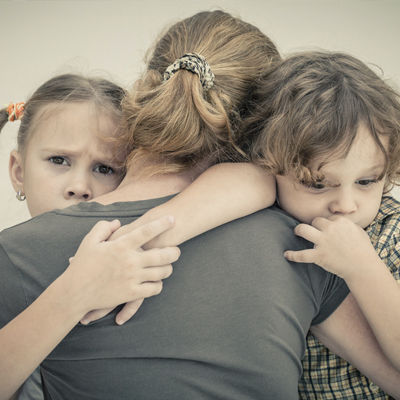 ANAR pide en el Senado que las medidas de protección a las madres víctimas de violencia de género se apliquen automáticamente a los hijos