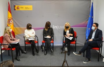 Fundación ANAR acude como experta a las jornadas sobre violencia de género organizadas por el INJUVE