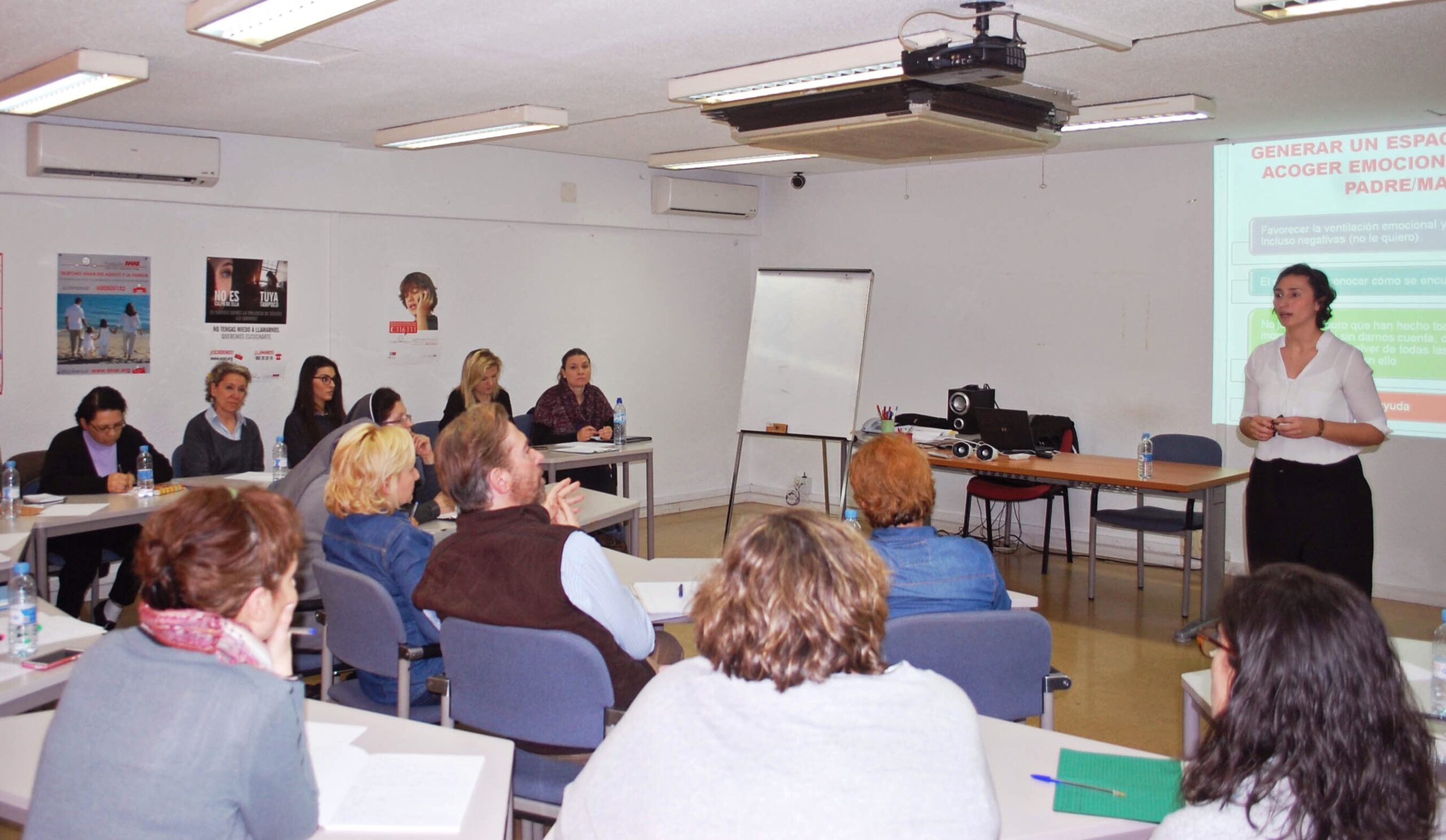 Formación sobre violencia filio-parental a los profesionales de ANAR