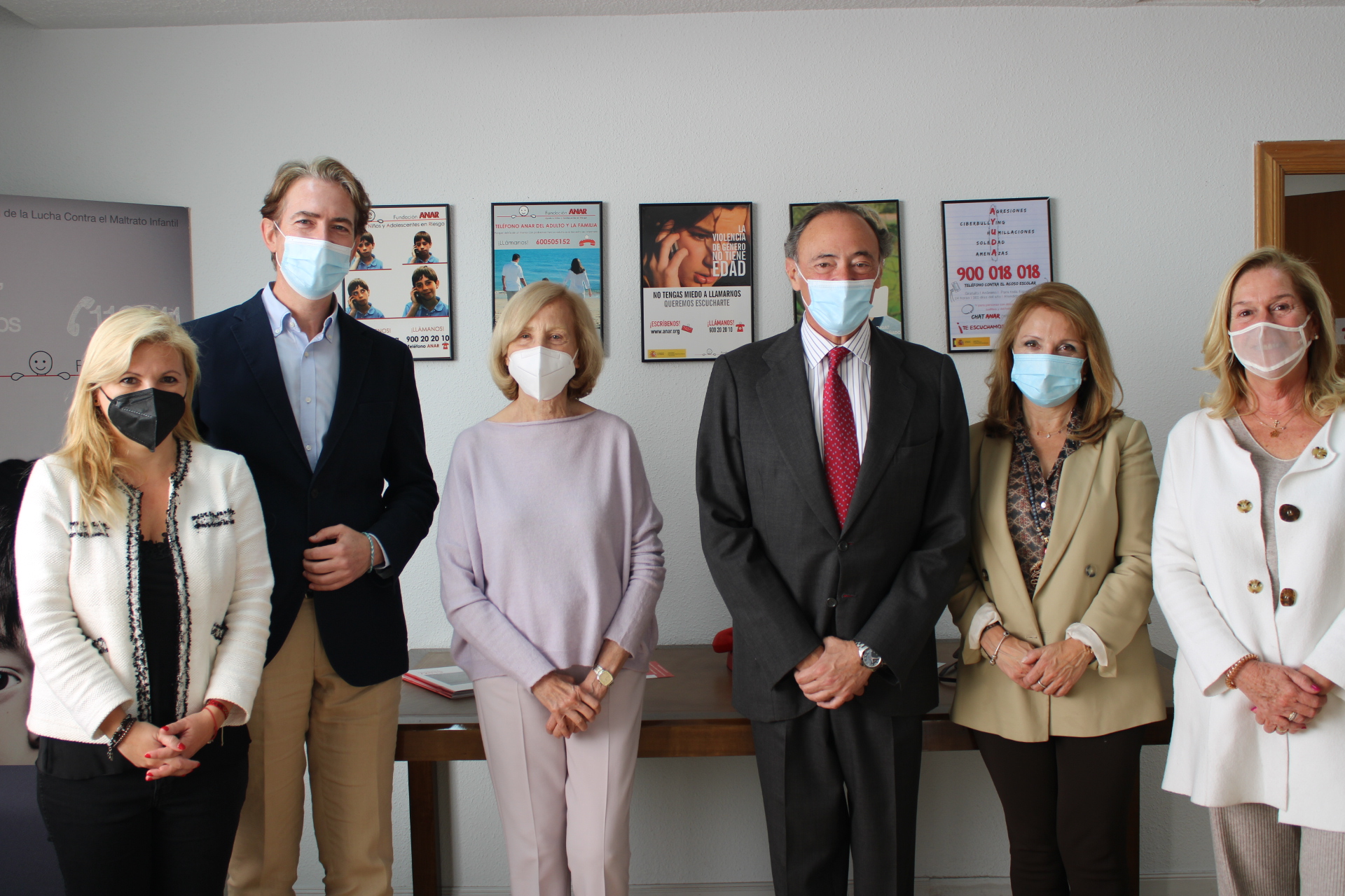 El presidente de Bankinter visita la Fundación ANAR