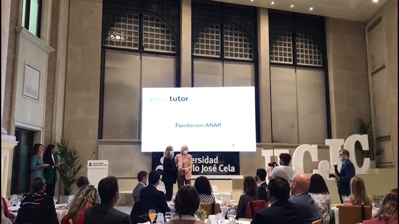 La Universidad Camilo José Cela premia las prácticas curriculares en ANAR