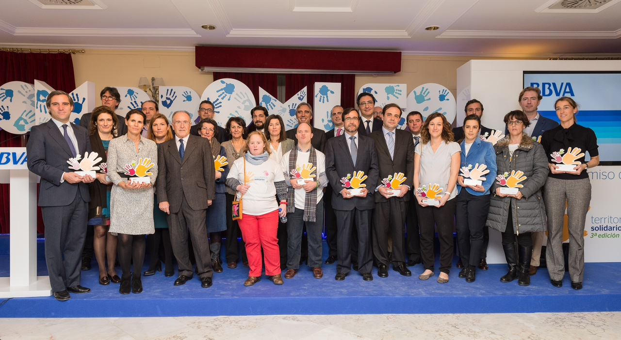 Empleados del BBVA eligen a ANAR en su programa “Territorios Solidarios”