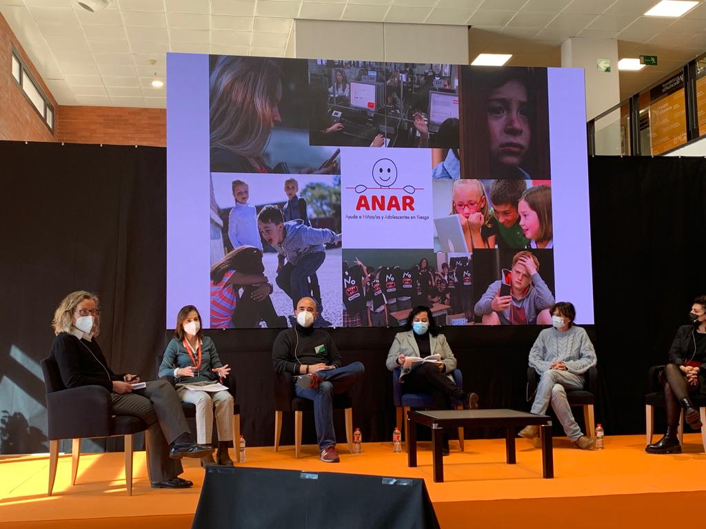 ANAR, invitada a la Facultad de Economía de La Universidad de Valencia para hablar de solidaridad y voluntariado
