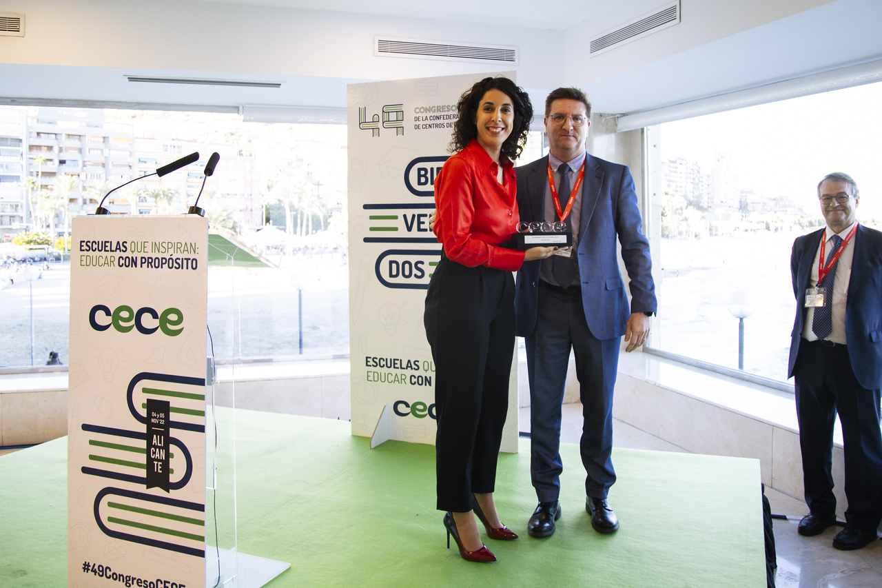 ANAR recibe en Alicante el reconocimiento CECE a los valores sociales