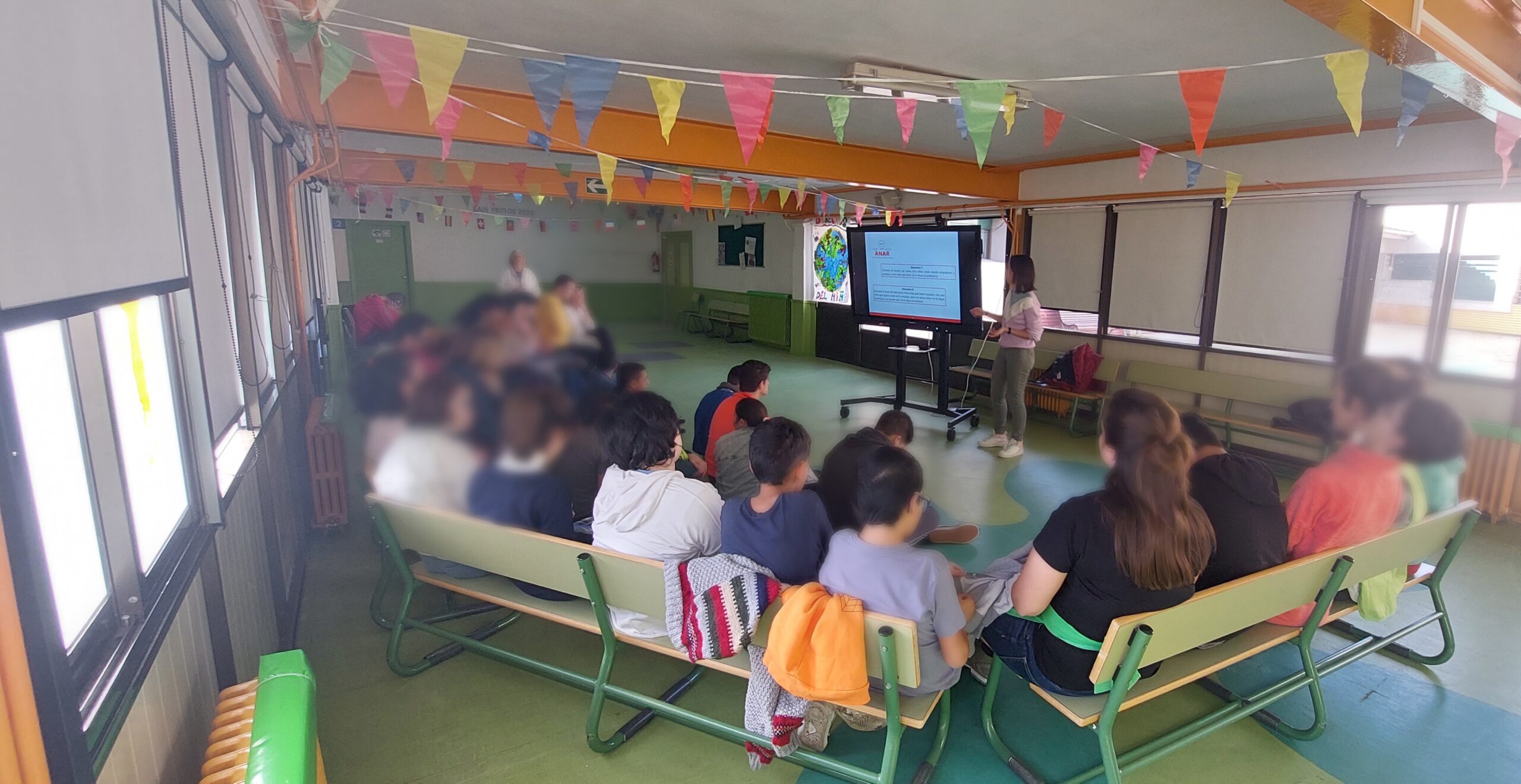 La Fundación ANAR vuelve a los centros educativos en Castilla y León con el año nuevo